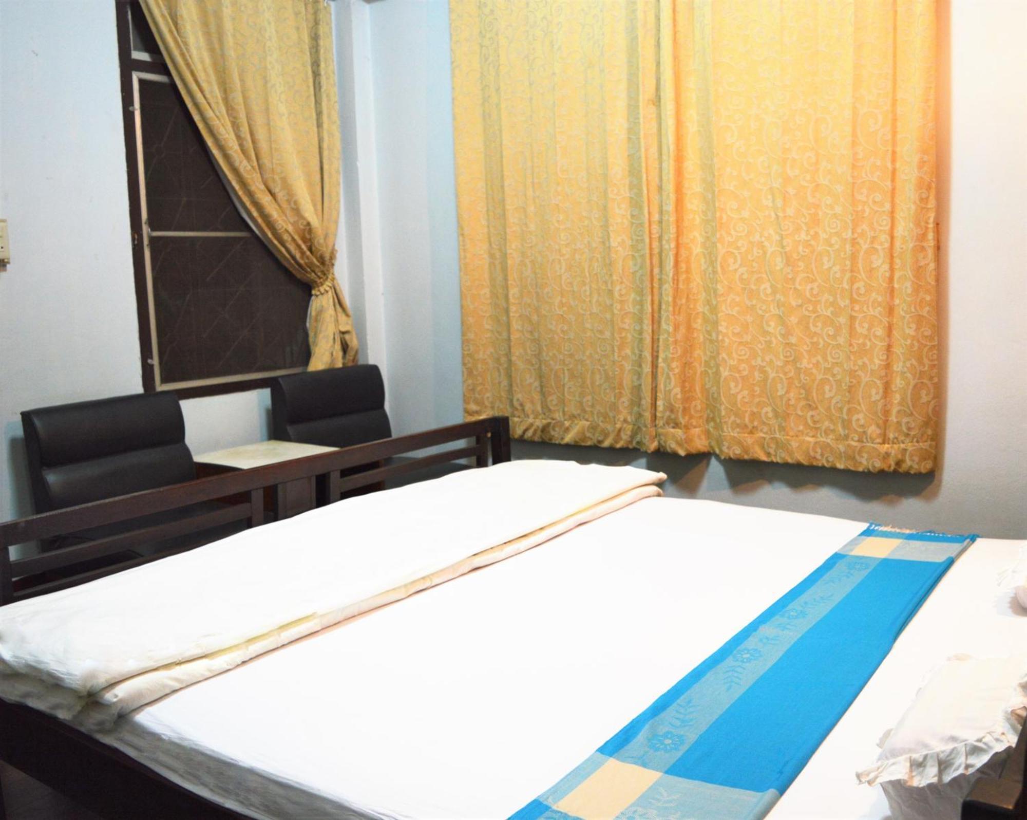 28 Rachabutr Hostel Ubon Ratchathani Chambre photo