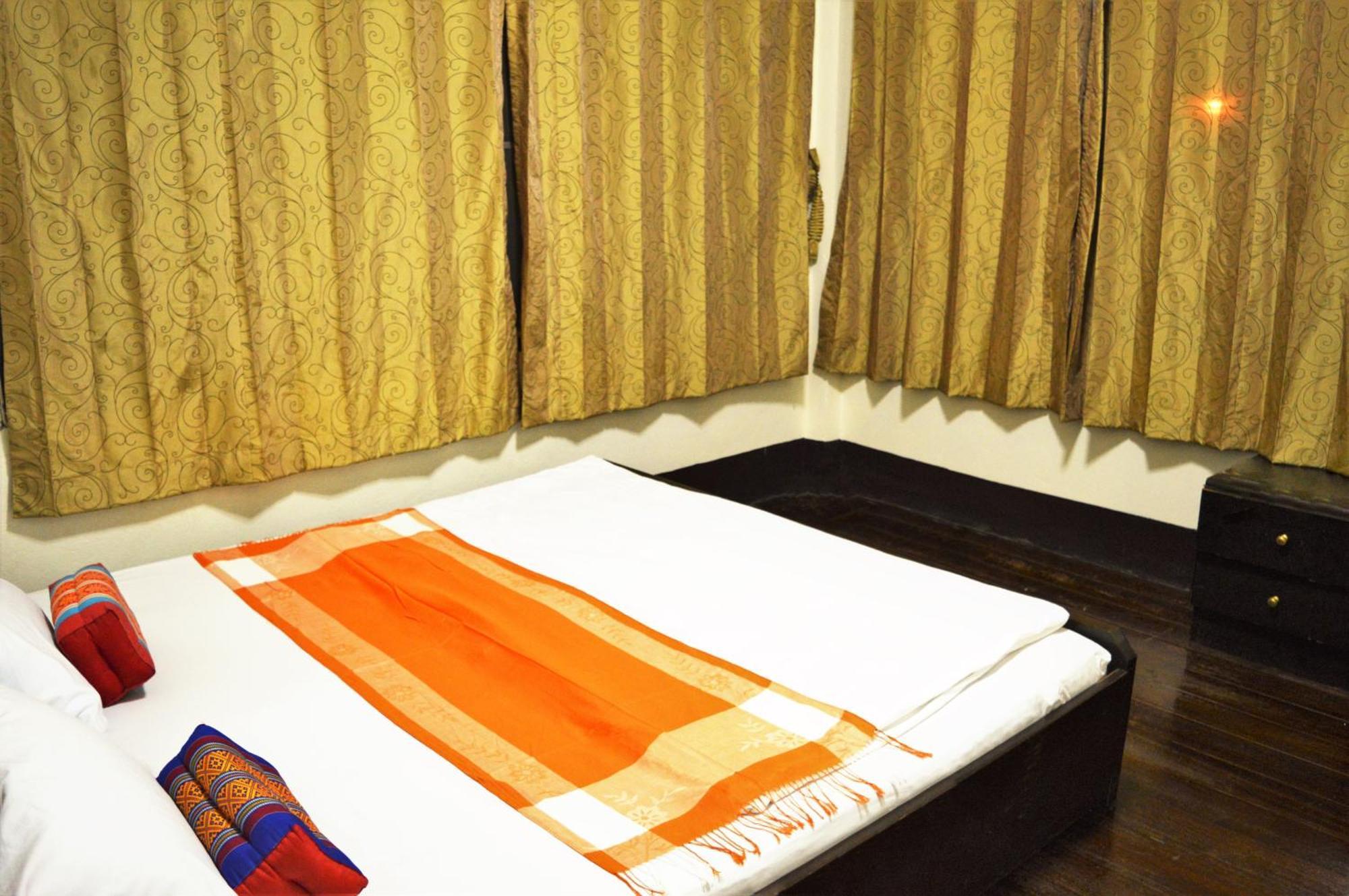 28 Rachabutr Hostel Ubon Ratchathani Chambre photo