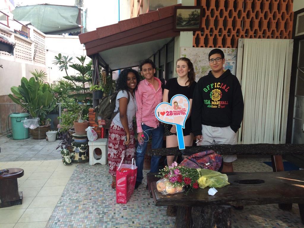 28 Rachabutr Hostel Ubon Ratchathani Extérieur photo