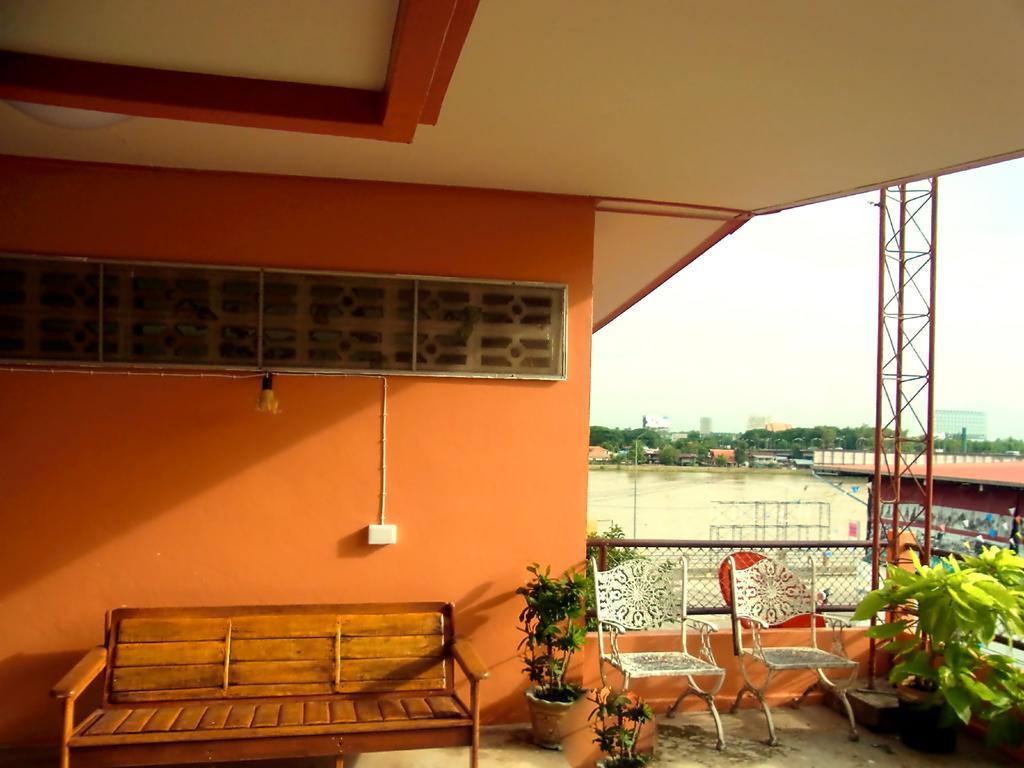 28 Rachabutr Hostel Ubon Ratchathani Chambre photo